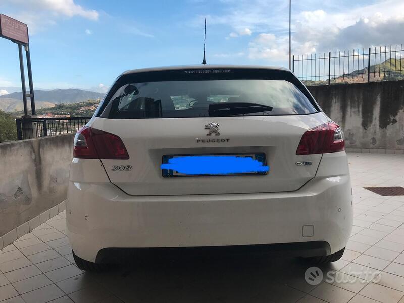 Usato 2015 Peugeot 308 2.0 Diesel 150 CV (10.000 €)