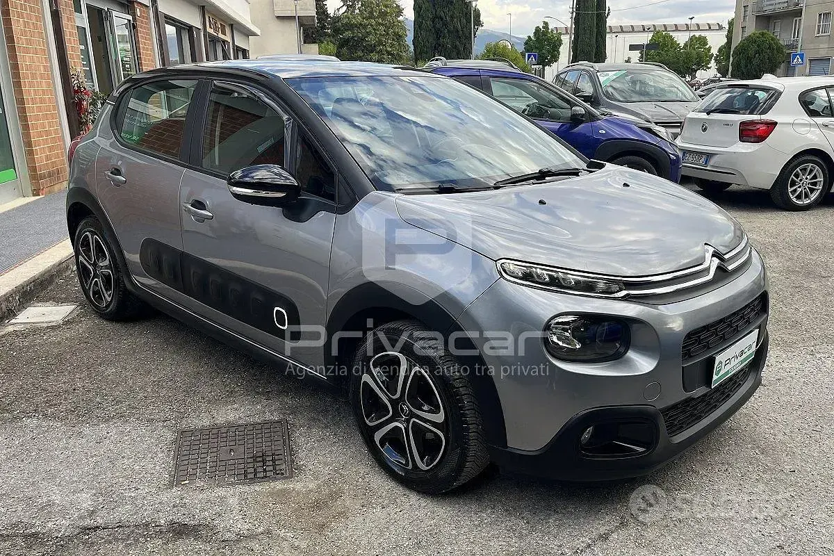 Gebraucht Citroën C3 Shine 102 PS (75 kW) 2019 Grau Kleinwagen
