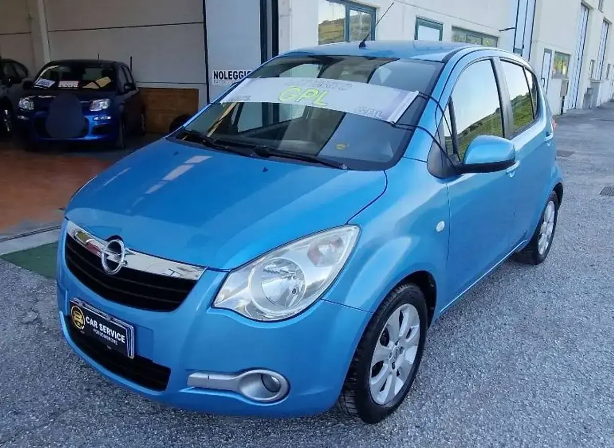 Usata Opel Agila Enjoy 86 CV (63 kW) 2010 Blu/azzurro Utilitaria