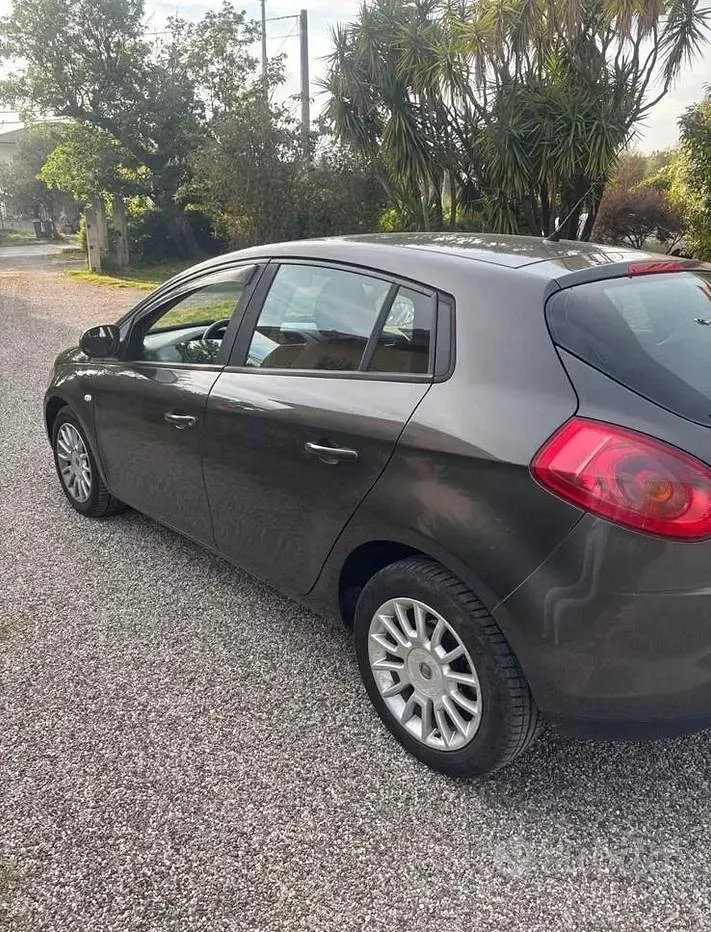 Usata Fiat Bravo 103 CV (75 kW) 2010 Utilitaria