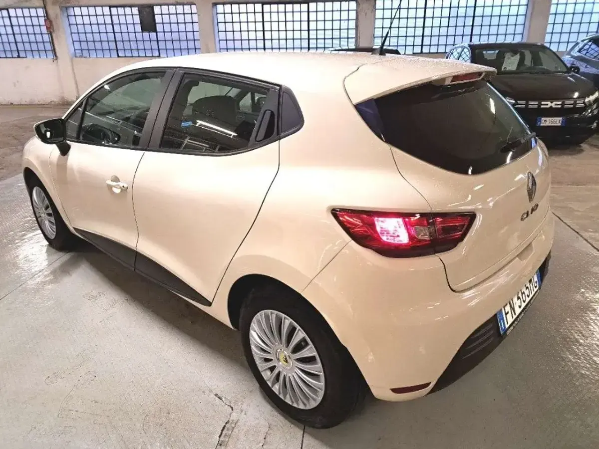 Usata Renault Clio IV 75 CV (55 kW) 2018 Bianco Furgone