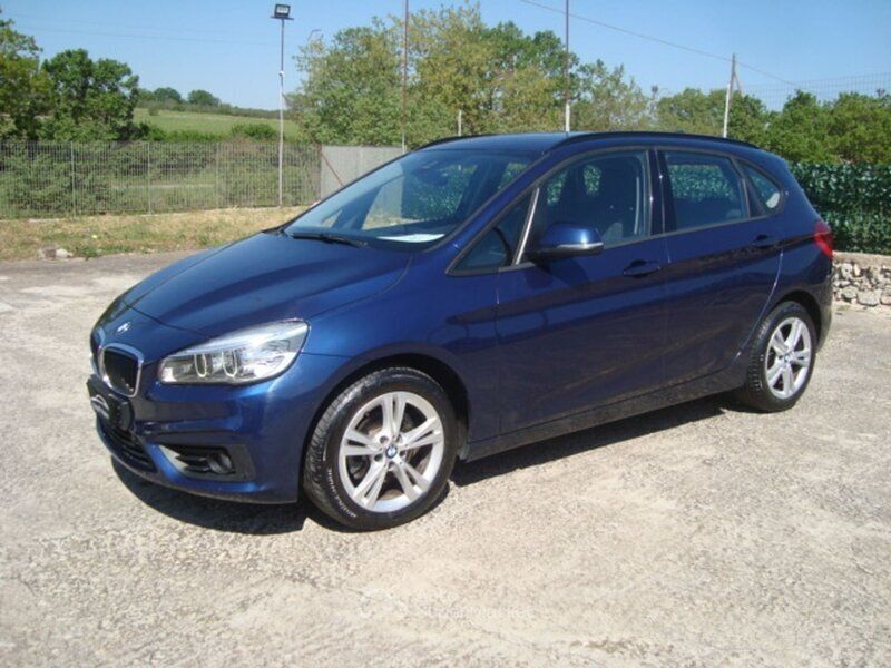 Blu Usata 2015 BMW 218 Luxury Line Station wagon | 11.000 € (Buon prezzo) - Immagine 1/4