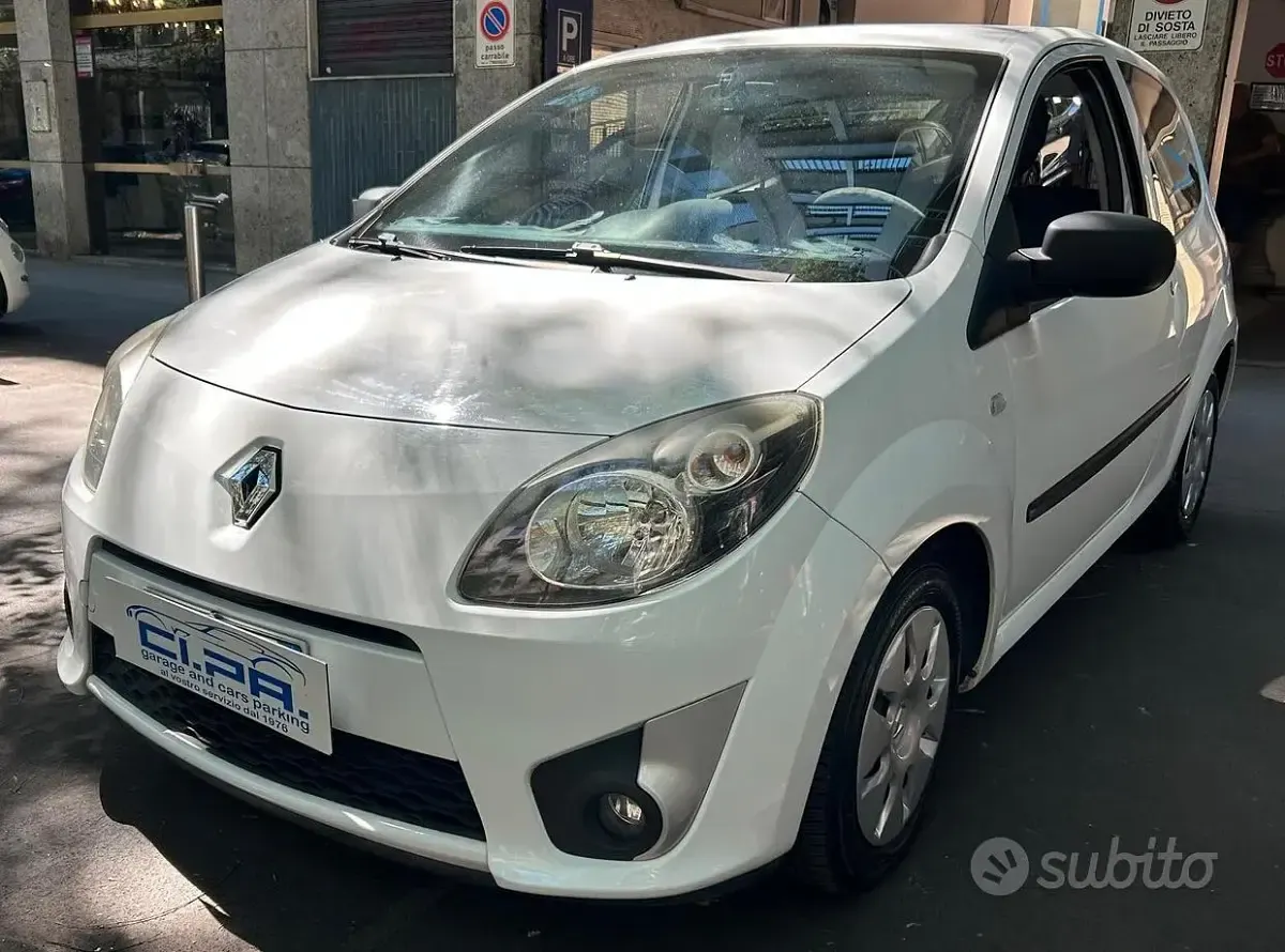 Usata Renault Twingo Dynamique 76 CV (55 kW) 2010 Bianco Utilitaria
