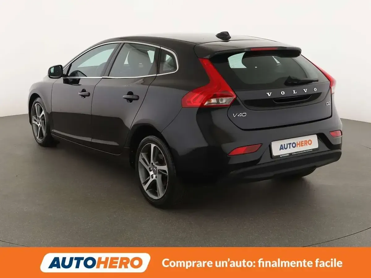 Usata Volvo V40 Momentum 114 CV (83 kW) 2015 Grigio Station wagon