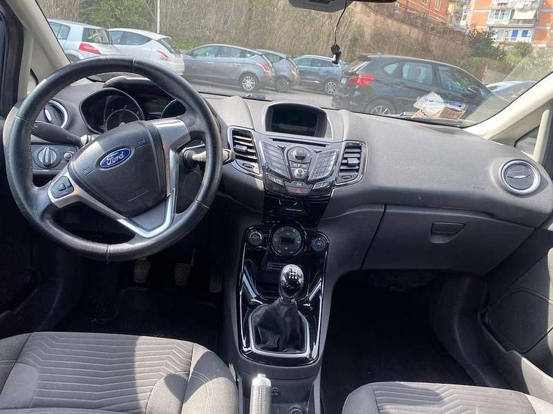 Usata Ford Fiesta 71 CV (52 kW) 2013 Utilitaria