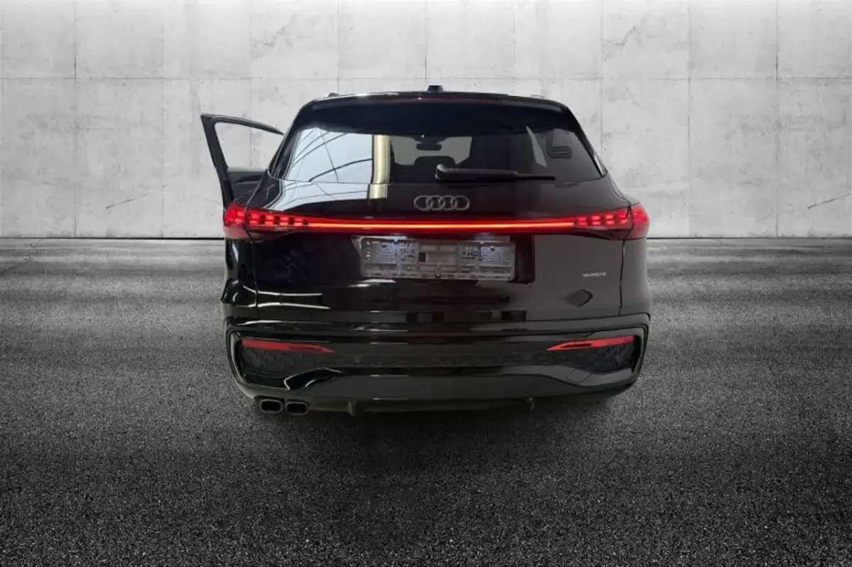 Usata Audi Q5 S-Line 204 CV (150 kW) 2025 Nero SUV