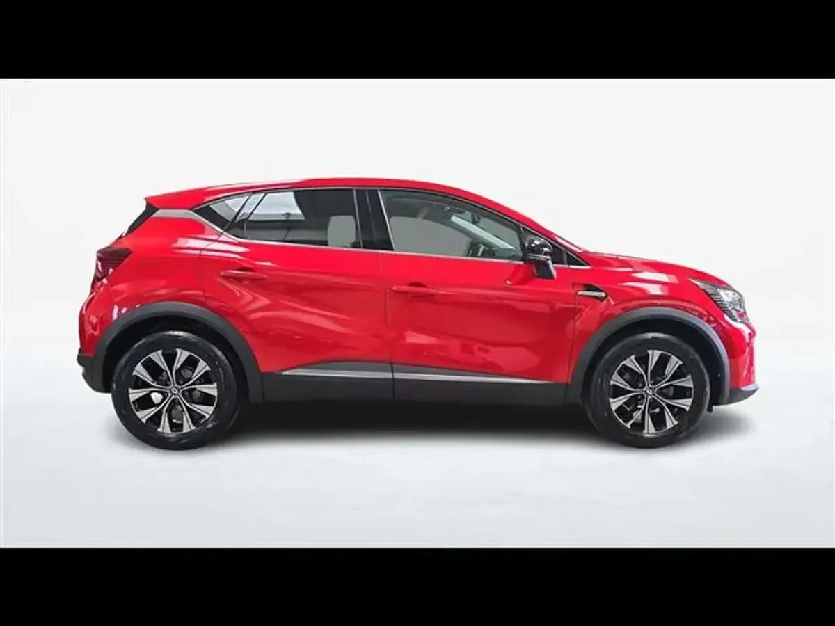 Usata Renault Captur Techno 91 CV (66 kW) 2023 Rosso SUV