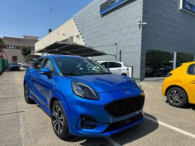 Usata Ford Puma ST-Line 125 CV (91 kW) 2023 Blu metallizzato SUV