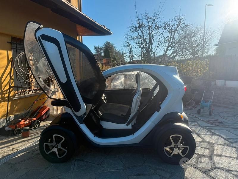 Usata Renault Twizy Technic 13 kW (18 CV) 2012 Bianco Utilitaria