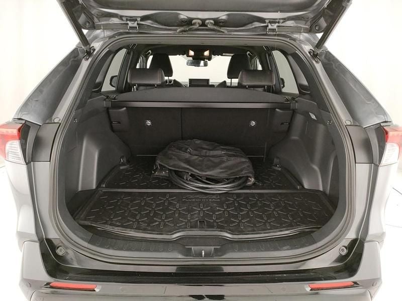 Usata Toyota RAV4 Hybrid Style 185 CV (136 kW) 2021 Grigio scuro SUV