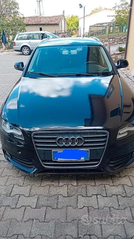 Nero Usata 2009 Audi A4 Station wagon | 4000 € (Super prezzo) - Immagine 1/4