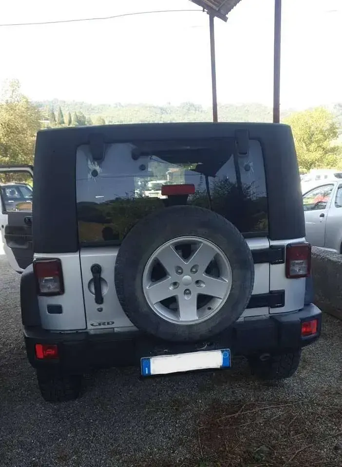 Usata Jeep Wrangler Sport 177 CV (130 kW) 2010 Argento SUV