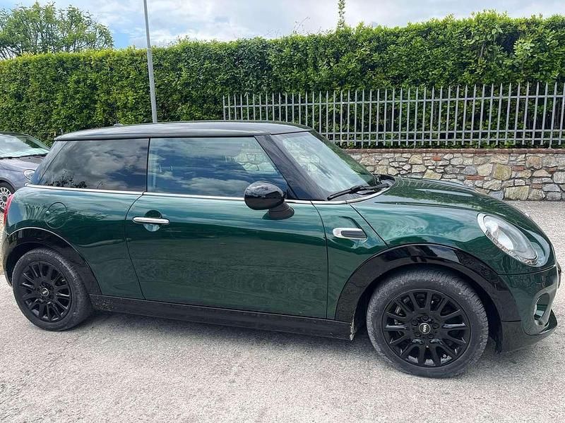 Usata Mini ONE 75 CV (55 kW) 2016 Verde Utilitaria
