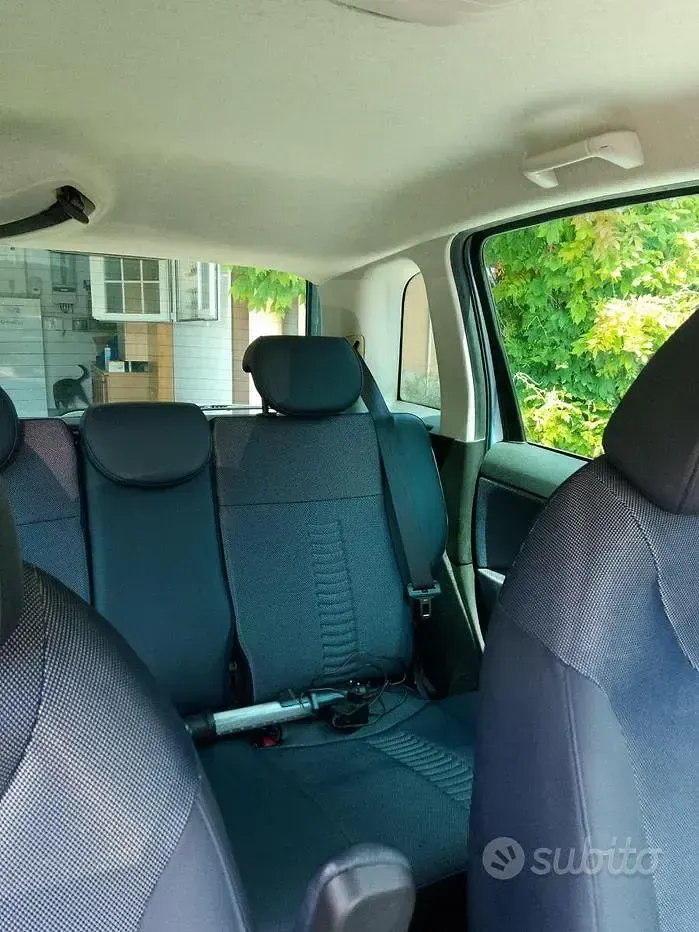 Usata Fiat Idea 90 CV (66 kW) 2010 Bluazzurro Monovolume