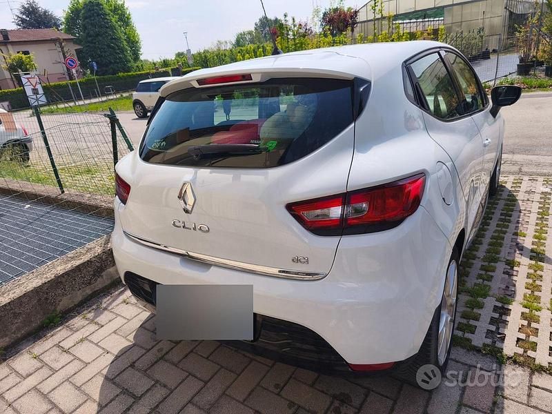 Usata Renault Clio IV 75 CV (55 kW) 2013 Bianco Berlina