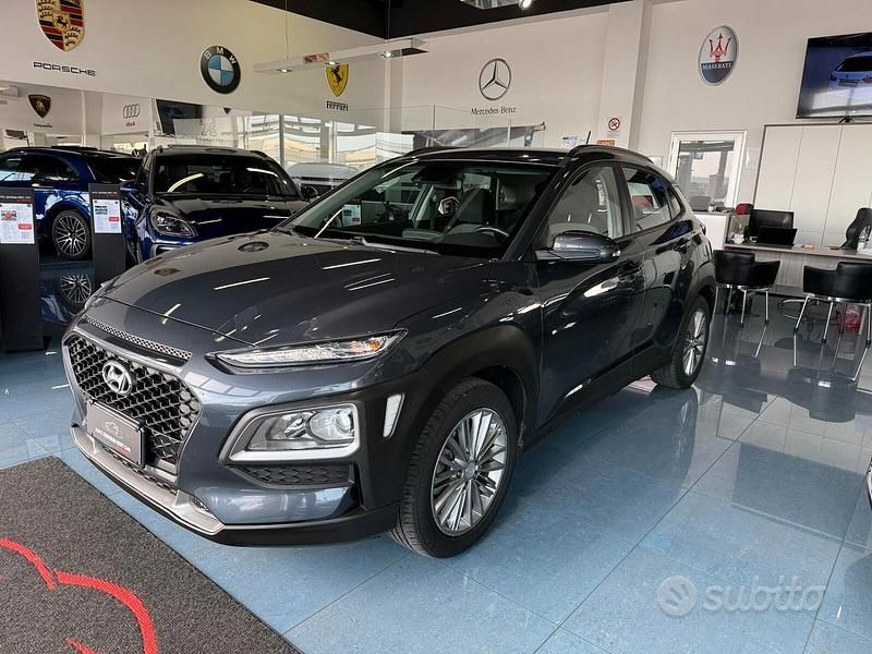 Käytetty Hyundai Kona Xpossible 120 HP (88 kW) 2019 Harmaa Katumaasturi