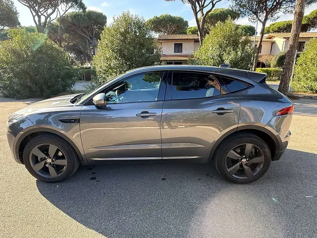 Usata Jaguar E-Pace R-Dynamic 179 CV (131 kW) 2019 SUV