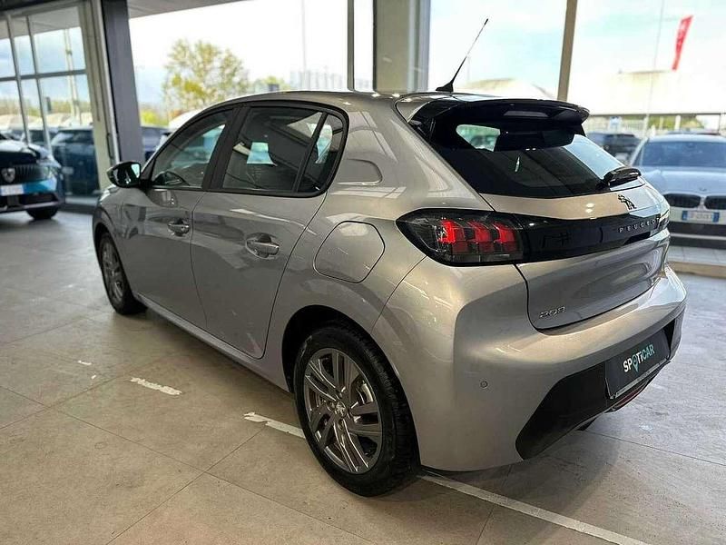 Usata Peugeot 208 Active 101 CV (74 kW) 2021 Grigio Utilitaria