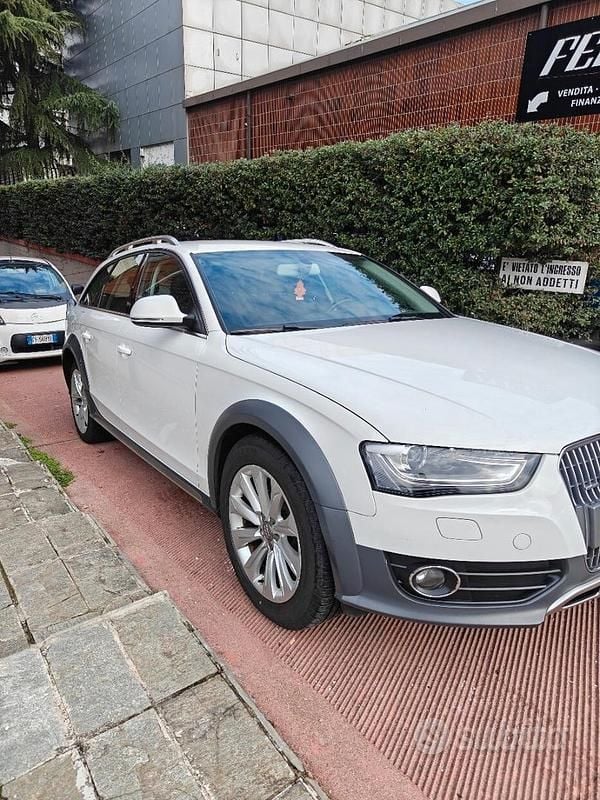 Usata Audi A4 Allroad Business 190 CV (139 kW) 2014 Bianco Station wagon