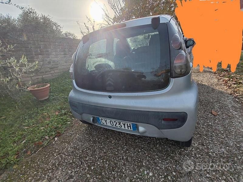 Usata Citroën C1 68 CV (50 kW) 2005 Grigio Utilitaria