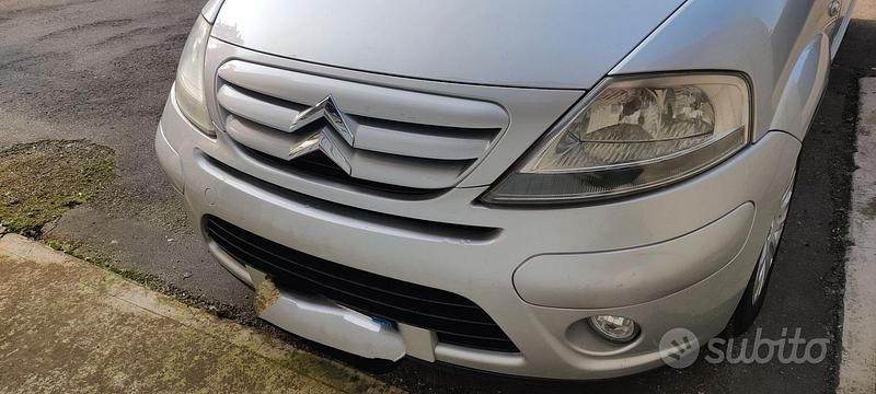 Usata Citroën C3 Exclusive 60 CV (44 kW) 2009 Grigio Berlina