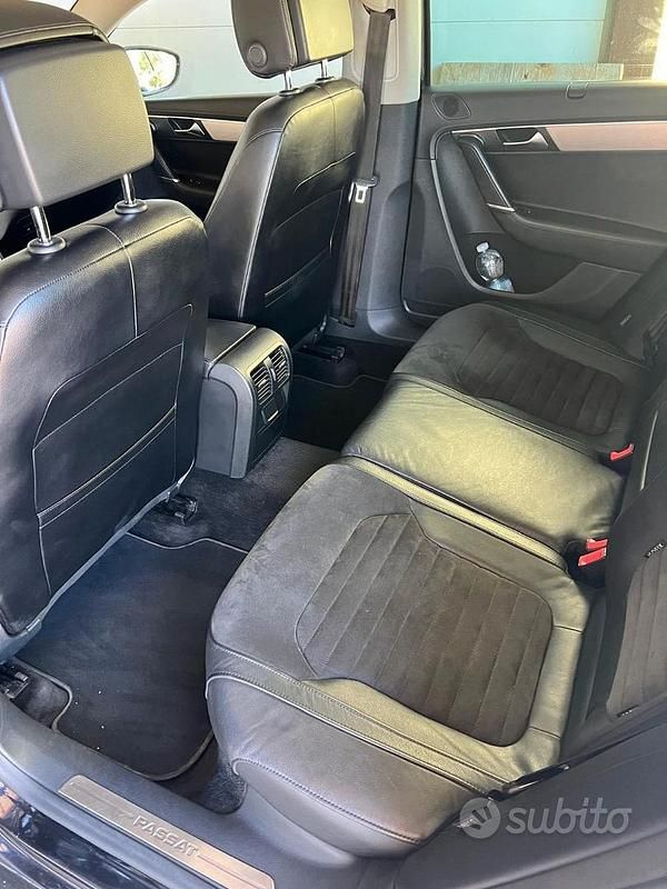 Usata VW Passat 140 CV (102 kW) 2013 Nero Station wagon