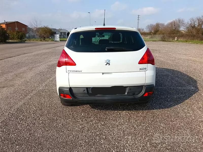 Usata Peugeot 3008 112 CV (82 kW) 2011 Station wagon