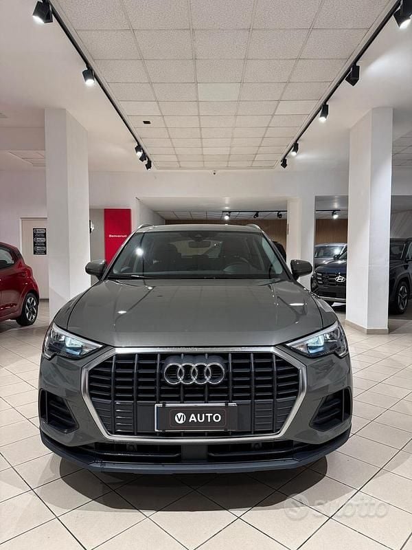 Usata Audi Q3 Business 150 CV (110 kW) 2022 Grigio SUV