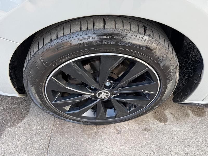 Usata Skoda Fabia Monte Carlo 75 CV (55 kW) 2019 Grigio Berlina