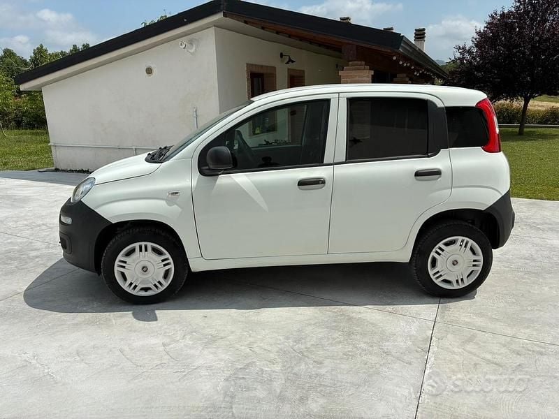 Usata Fiat Panda 84 CV (61 kW) 2020 Bianco Utilitaria