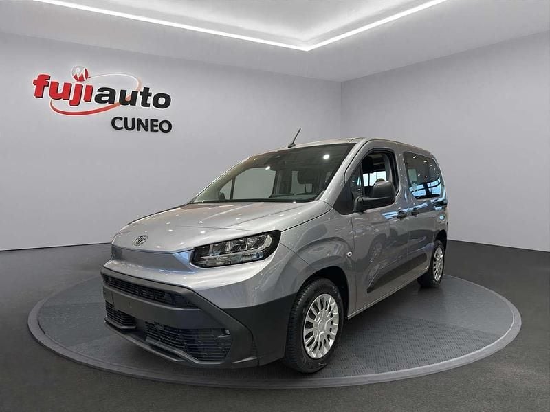Nuova Toyota Proace Verso City 102 CV (75 kW) 2026 Silver met Station wagon