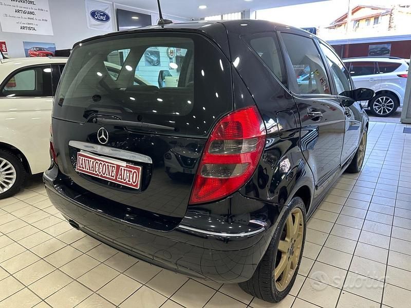 Usata Mercedes A180 108 CV (79 kW) 2006 Nero Berlina
