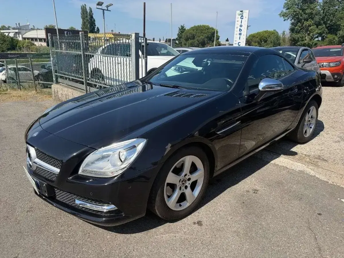 Usata Mercedes SLK200 184 CV (135 kW) 2011 Nero Cabrio