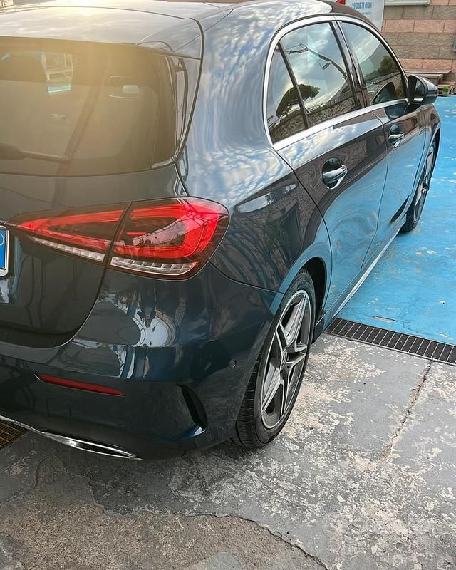 Usata Mercedes A180 Premium 116 CV (85 kW) 2019 Berlina