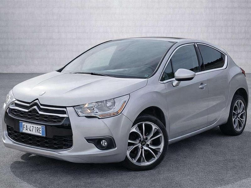Usata DS Automobiles DS4 Business 120 CV (88 kW) 2015 Argento Berlina