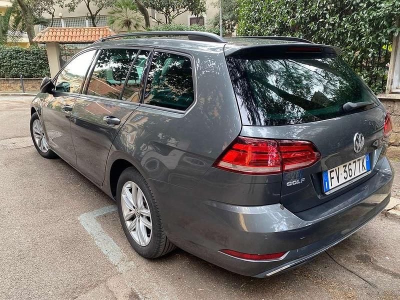 Usata VW Golf VII Trendline 116 CV (85 kW) 2019 Grigio Station wagon