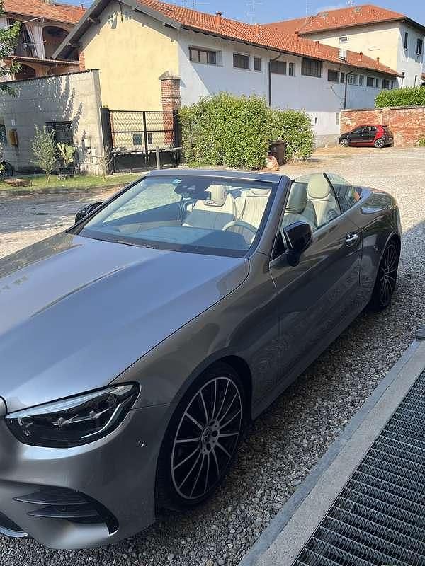 Usata Mercedes E200 Premium Plus 197 CV (144 kW) 2022 Cabrio