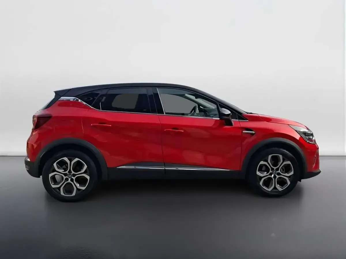 Usata Renault Captur Intens 143 CV (105 kW) 2021 Rosso SUV