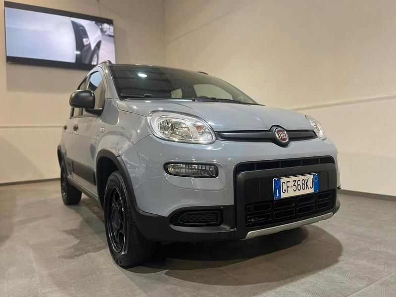 Usata Fiat Panda 4x4 84 CV (61 kW) 2021 Grigio Utilitaria