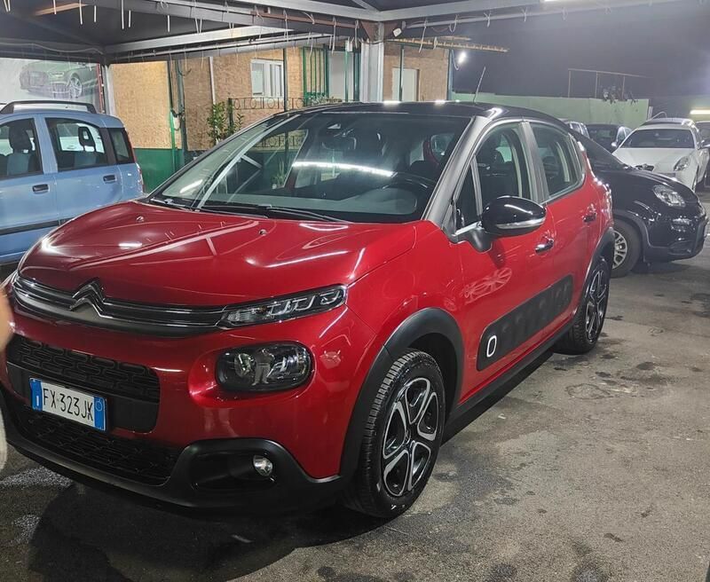 Usata Citroën C3 Shine 102 CV (75 kW) 2019 Rosso Utilitaria