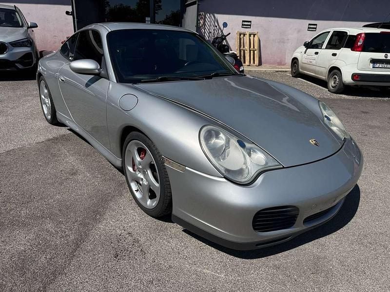Usata Porsche 996 320 CV (235 kW) 2002 Argento Coupé