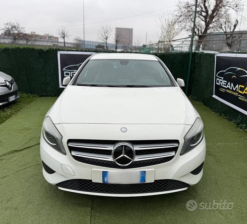 Usata Mercedes A180 108 CV (79 kW) 2013 Bianco Berlina