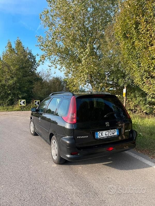 Usata Peugeot 206 2004 Nero Station wagon