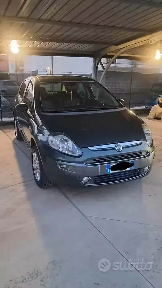 Usata Fiat Grande Punto 2010 Utilitaria