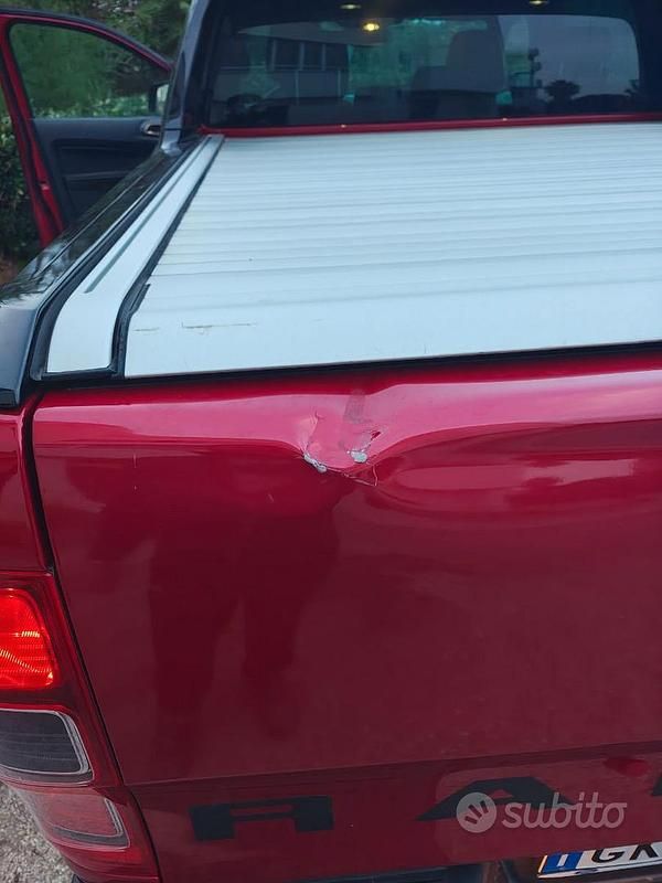 Usata Ford Ranger 213 CV (156 kW) 2022 Rosso Pick-up