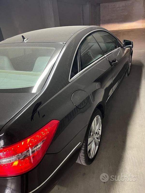 Usata Mercedes E250 2009 Nero Coupé