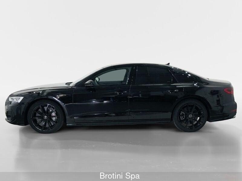 Usato 2023 Audi A8 3.0 Benzin 571 CV (138.900 €)