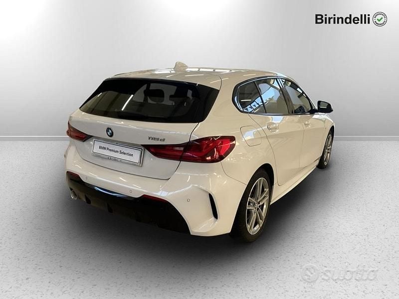 Usata BMW 116 M Sport 116 CV (85 kW) 2020 Alpinweiss iii pastello Utilitaria
