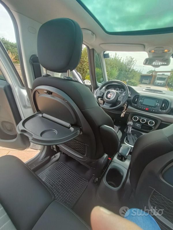 Grigio Usata 2016 Fiat 500L Monovolume | 8500 € (Buon prezzo) - Immagine 1/4