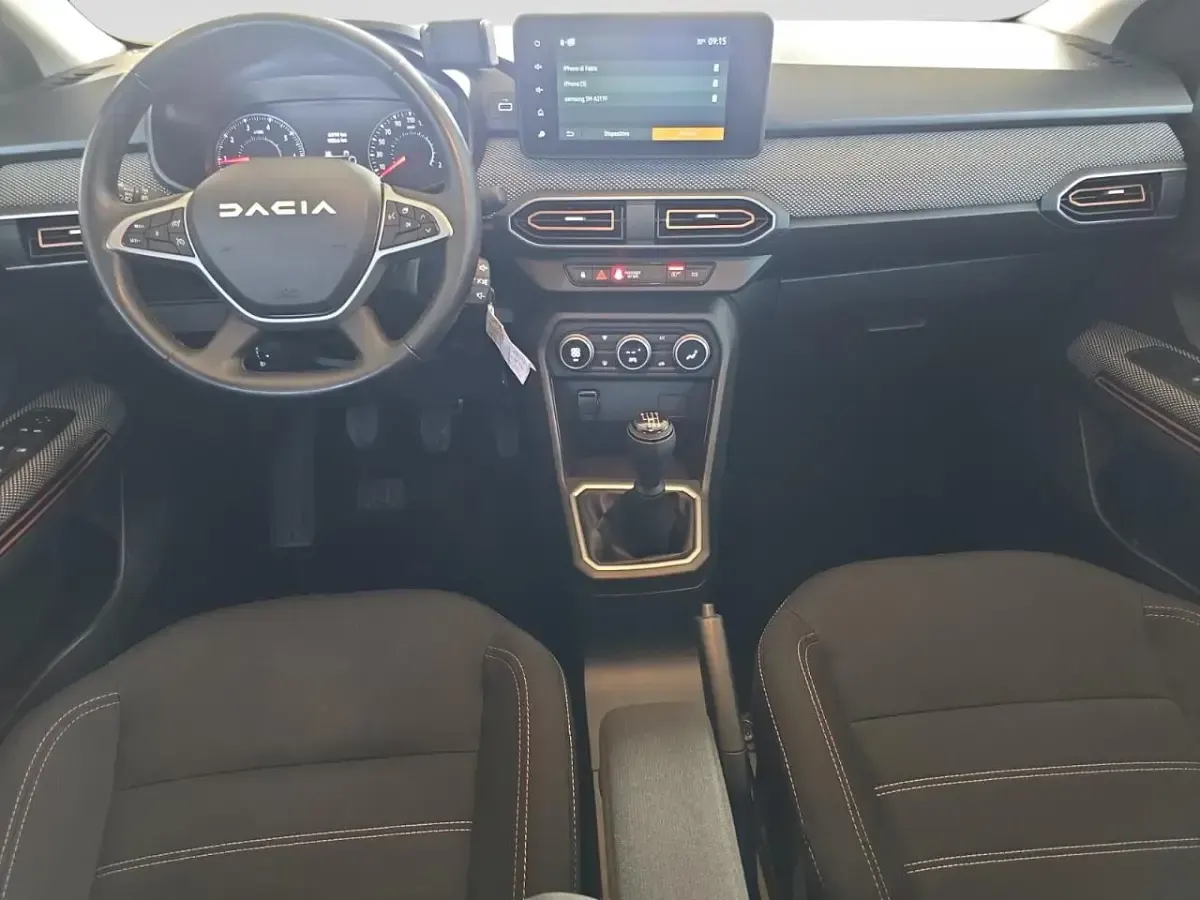 Usata Dacia Sandero Comfort 90 CV (66 kW) 2023 Verde Utilitaria